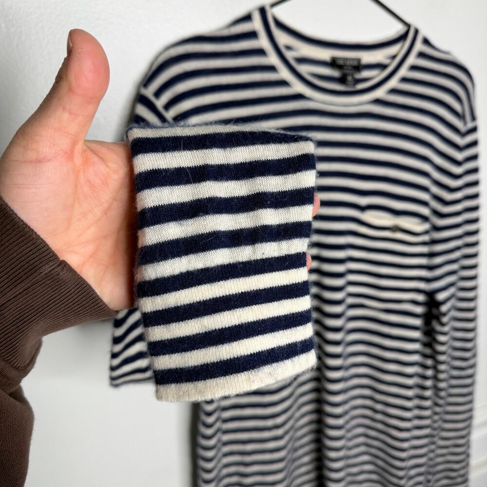 Todd Snyder Premium Cashmere Pocket Tee Sweater Blue and White Stripe Mens XS - Picture 4 of 7